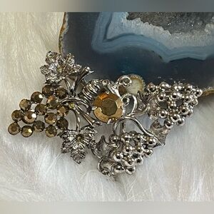 Kirk's Folly Rare Grapes Brooch
